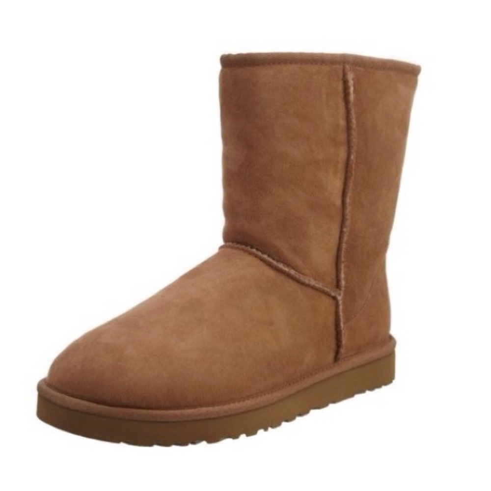 UGG Women's Classic Short Boot